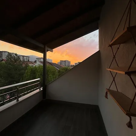 빌라 Detached House With Garden In Center 데니즐리