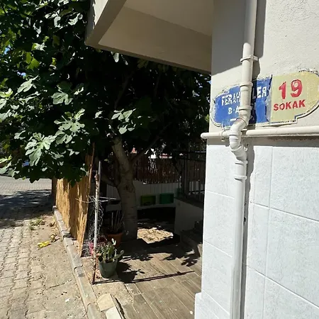 Detached House With Garden In Denizli Center *
