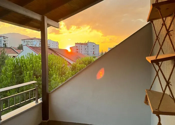 Detached House With Garden In Center * Denizli (Denizli)