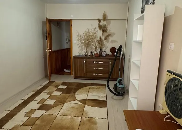 Detached House With Garden In Center * Denizli